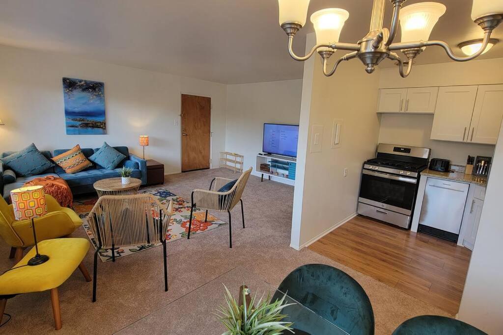 Apartment, One Bedroom 알링턴 외부 사진