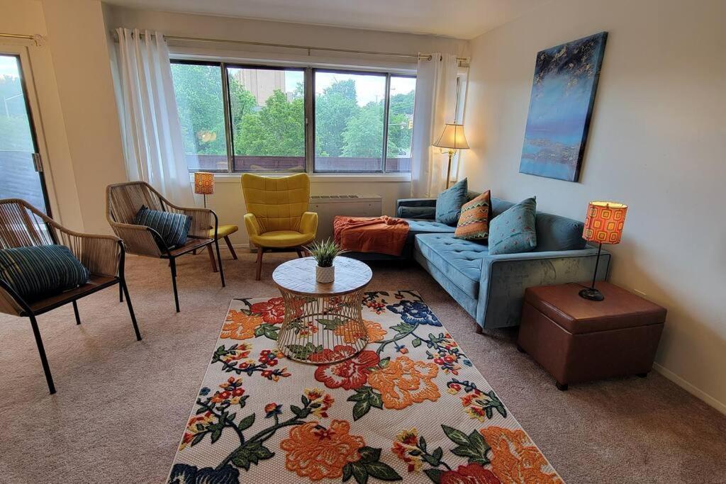 Apartment, One Bedroom 알링턴 외부 사진